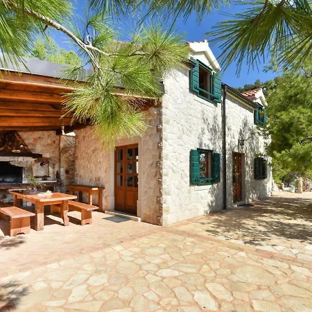 Holiday home Golubinka By Interhome Zastrazisce